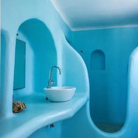 Royal Blue Villas