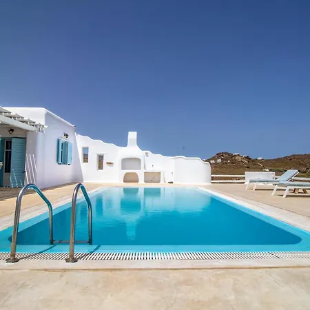 Royal Blue Villas * أنو ميرا